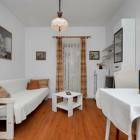 Tihana 마카르스카